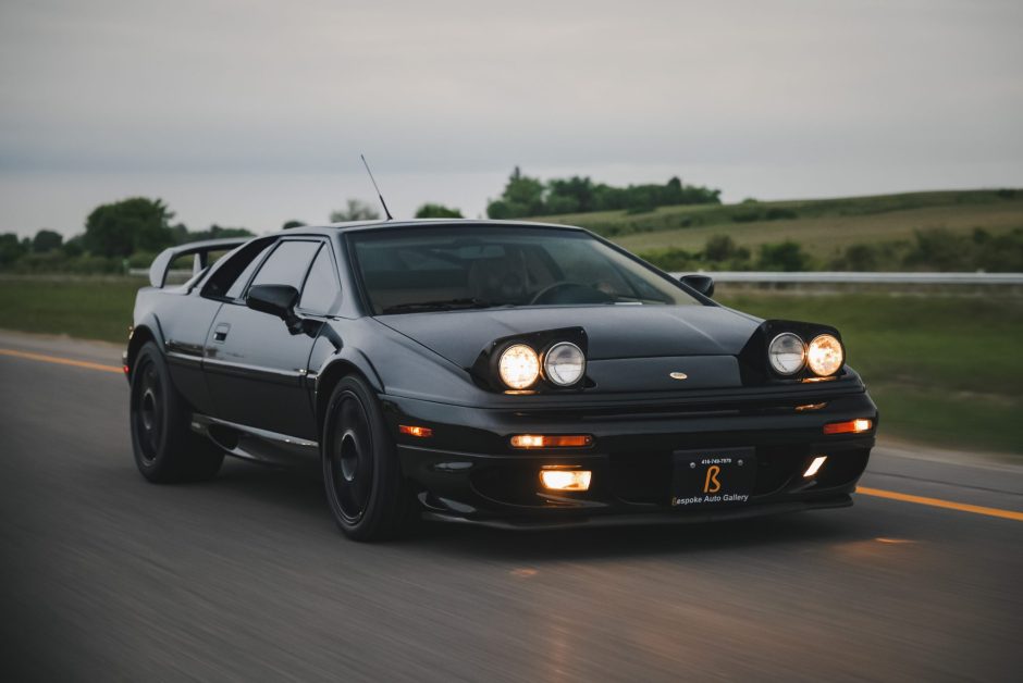 1998 Lotus Esprit sold for $50,000