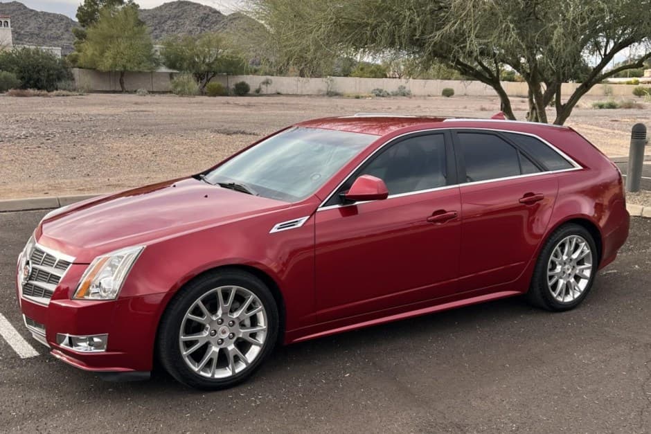 2010 Cadillac CTS & CTS-V sold for $18,500