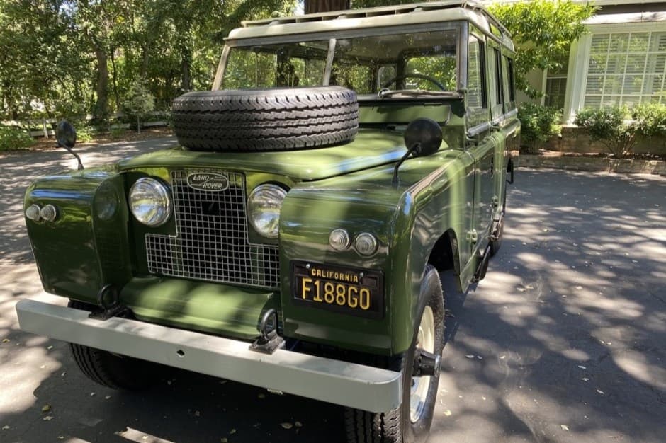 1964 Land Rover Series 109 sold for $36,500