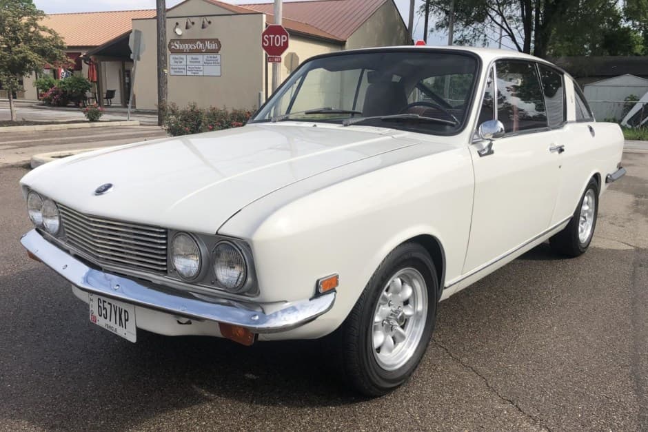1969 Sunbeam Alpine sold for $9,500