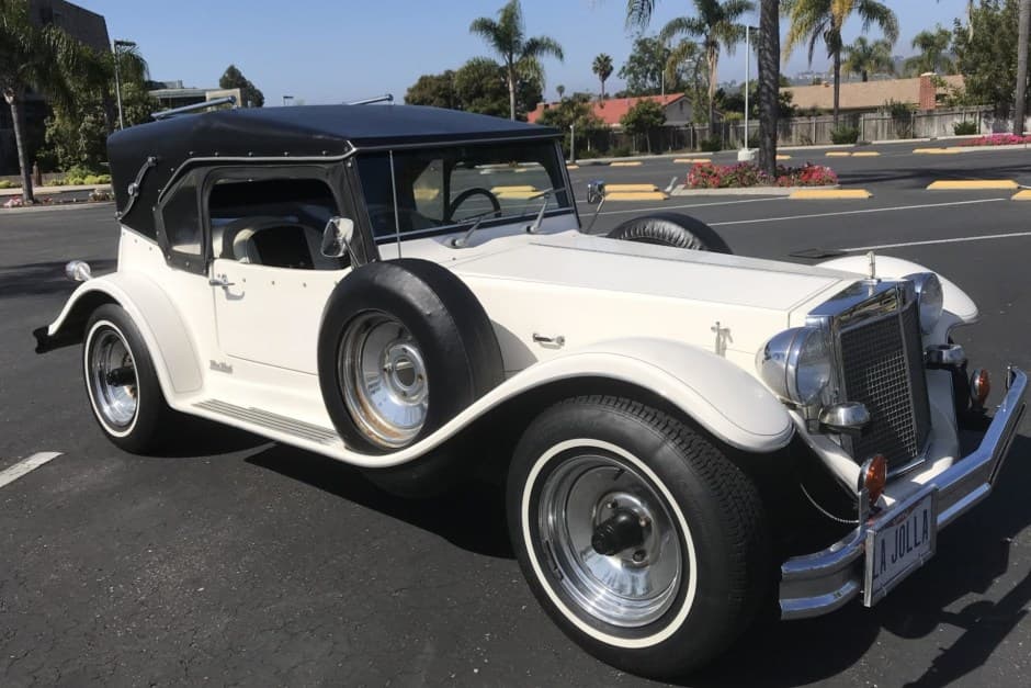 1983 Volkswagen Beetle (1980-2003) sold for $5,699