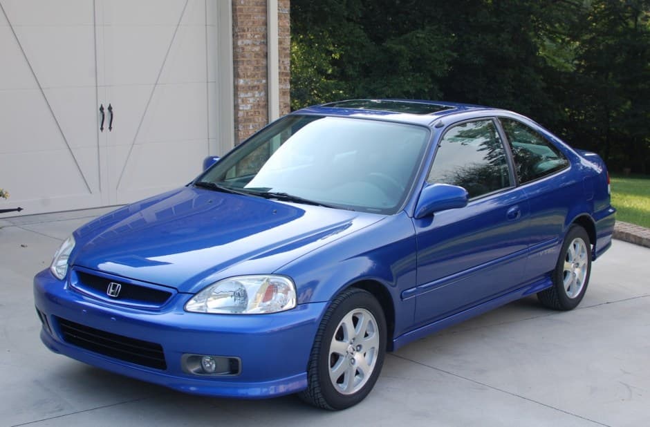 1999 Honda Civic Si sold for $12,750