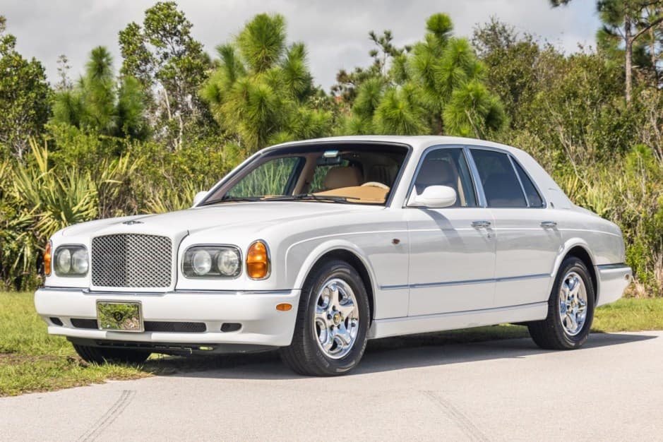 1999 Bentley Arnage sold for $28,500