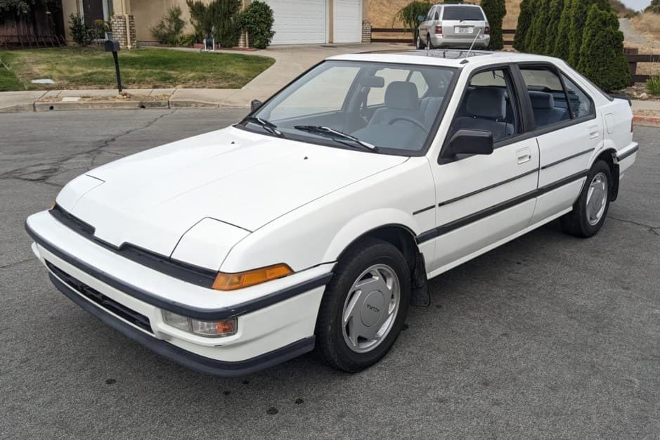 1989 Acura Integra sold for $2,600
