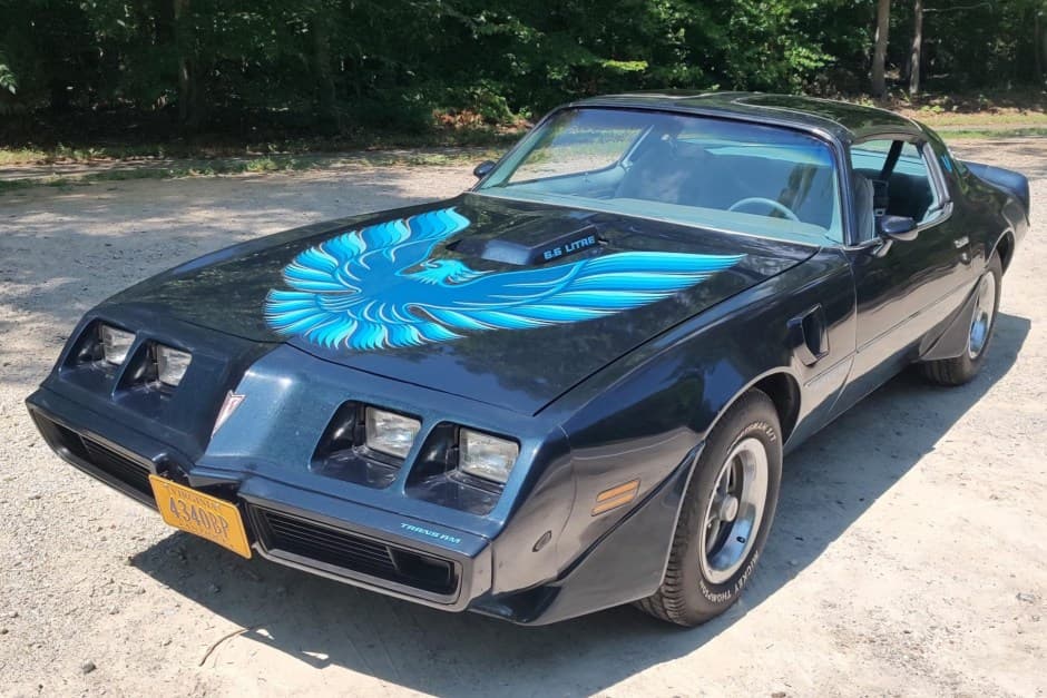 1979 Pontiac Firebird (1970-1981) sold for $20,250