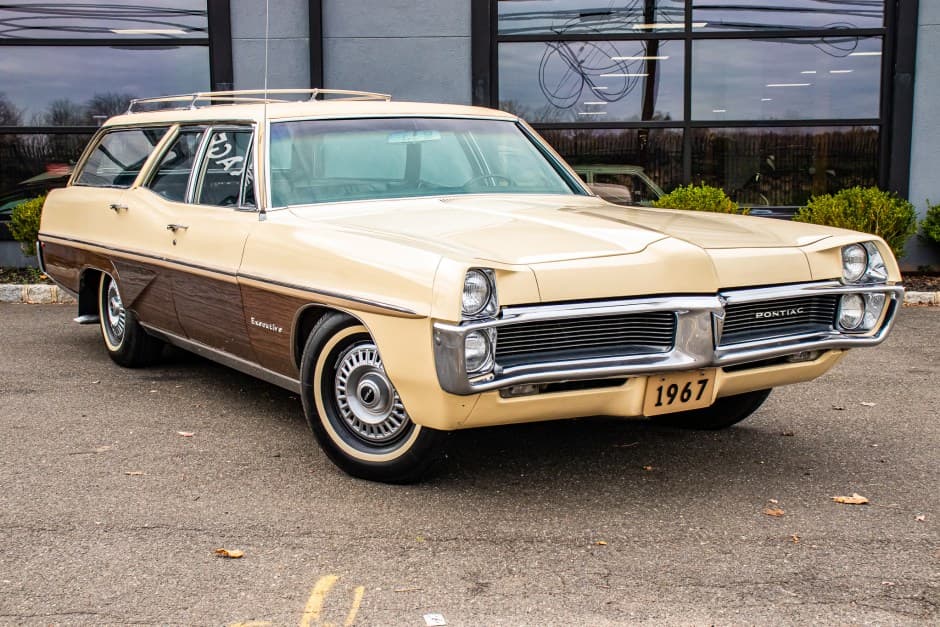 1967 Pontiac Safari sold for $15,000