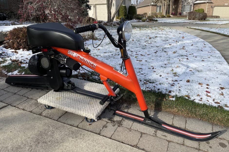 1981 Chrysler Sno-Runner sold for $4,750