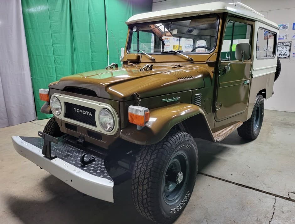 1978 Toyota Land Cruiser FJ43 sold for $44,000