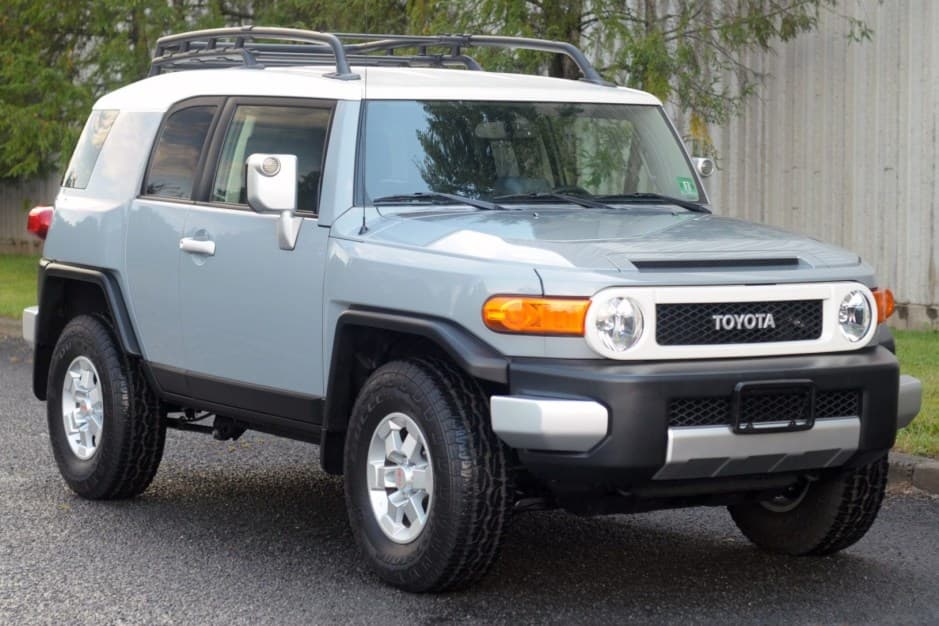 2014 Toyota FJ Cruiser sold for $42,000