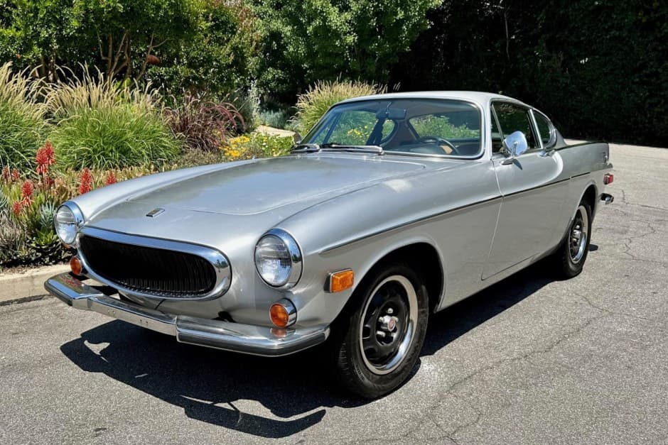 1972 Volvo P1800/1800 sold for $13,500