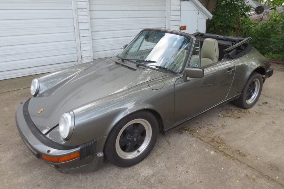1988 Porsche 911 Carrera 3.2 sold for $10,500