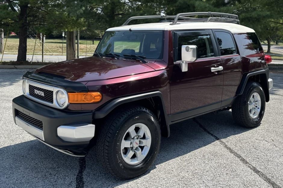 2007 Toyota FJ Cruiser sold for $20,400