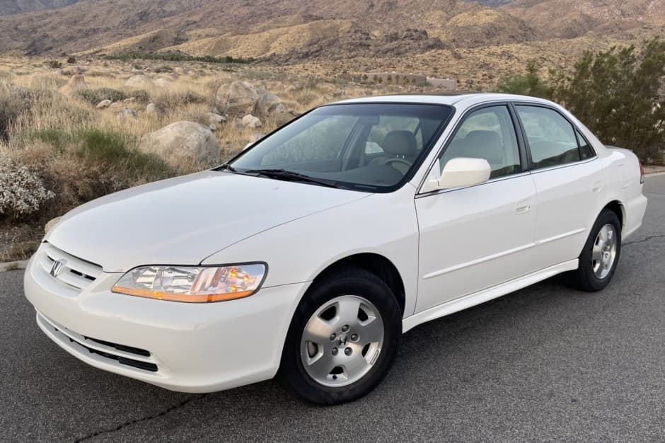 2001 Honda Accord sold for $12,357