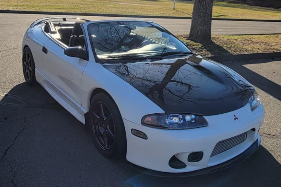 1999 Mitsubishi Eclipse, Eagle Talon, & Plymouth Laser sold for $15,500