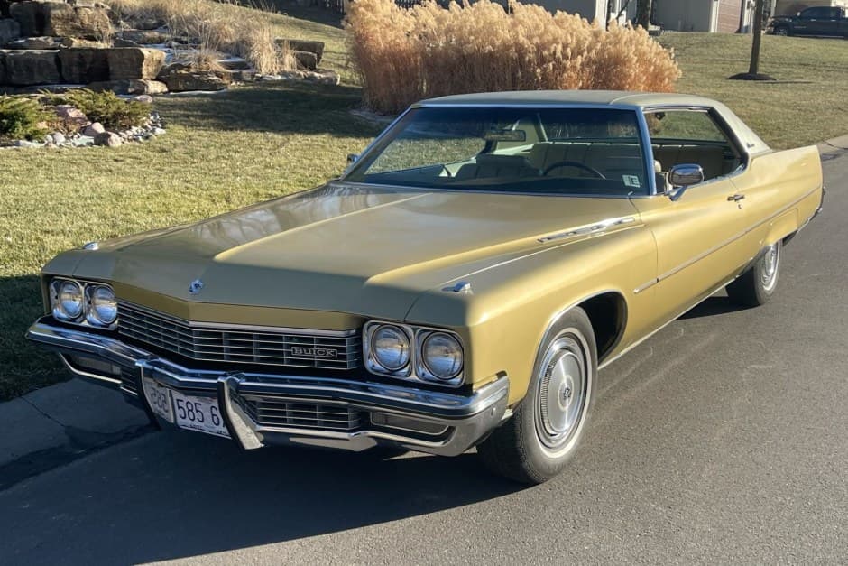 1972 Buick Electra sold for $22,300