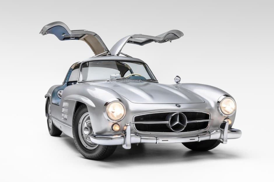 1955 Mercedes-Benz 300SL Gullwing & Roadster sold for $1,825,000