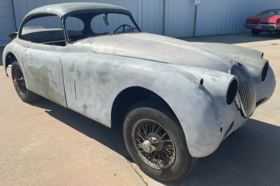 1957 Jaguar XK150 sold for $6,150