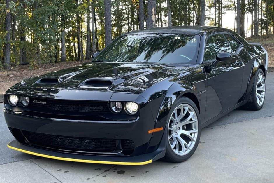 2023 Dodge Challenger SRT Hellcat sold for $155,000