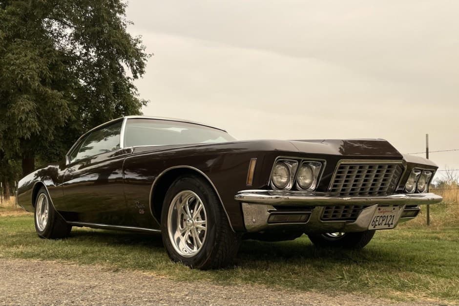 1972 Buick Riviera sold for $27,000
