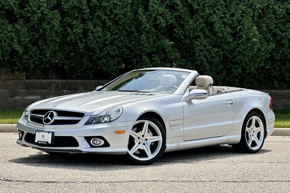 2009 Mercedes-Benz R230 SL sold for $26,500
