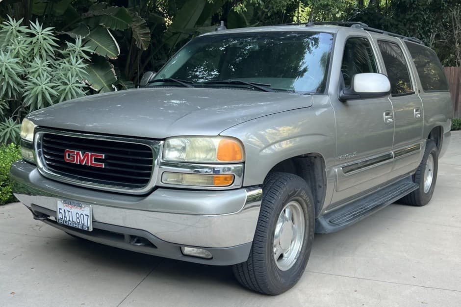 2003 GMC Yukon GMT800 sold for $19,750