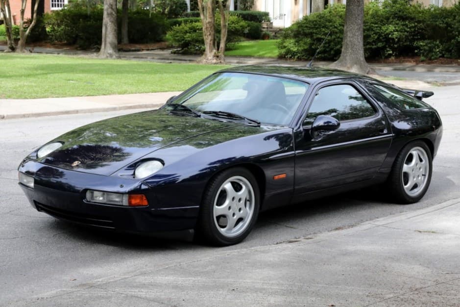 1992 Porsche 928 sold for $81,000