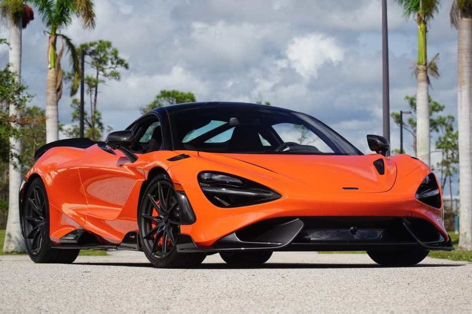 2021 McLaren Super Series sold for $496,000