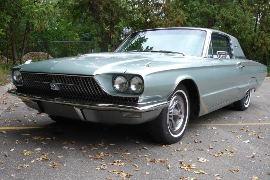 1966 Ford Thunderbird (1964-1966) sold for $9,900