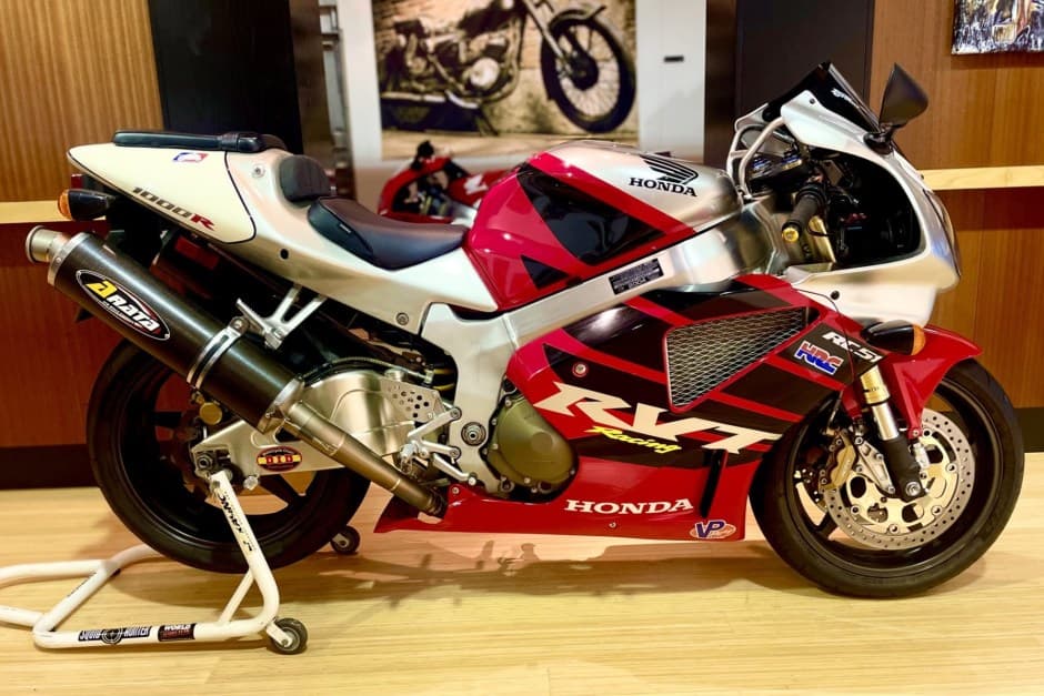 2004 Honda RC51 sold for $10,069