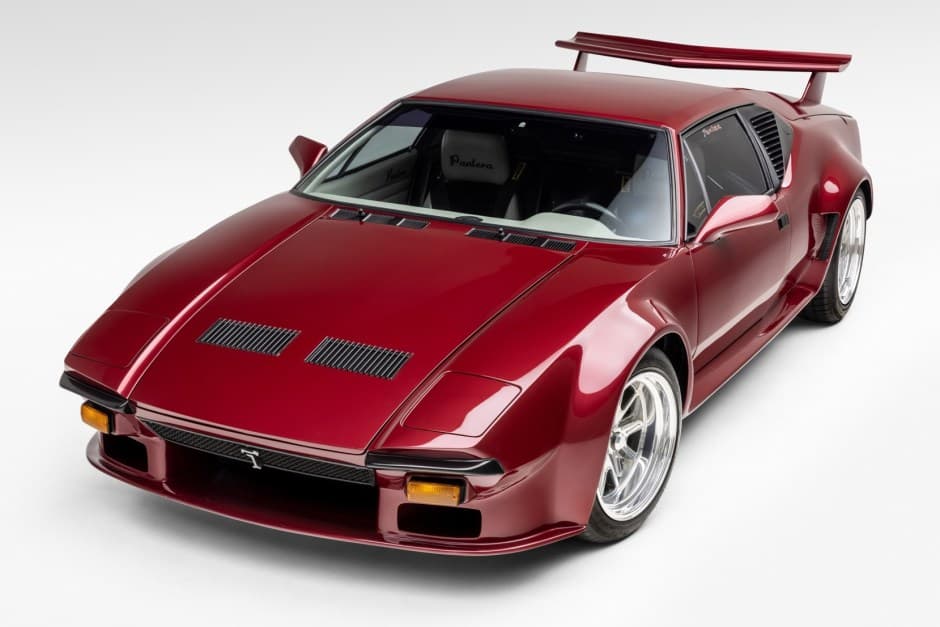 1973 DeTomaso Pantera sold for $140,000