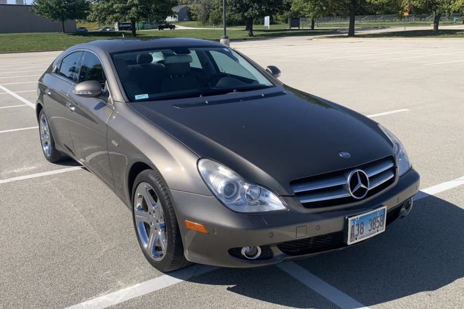 2007 Mercedes-Benz CLS-Class sold for $12,255