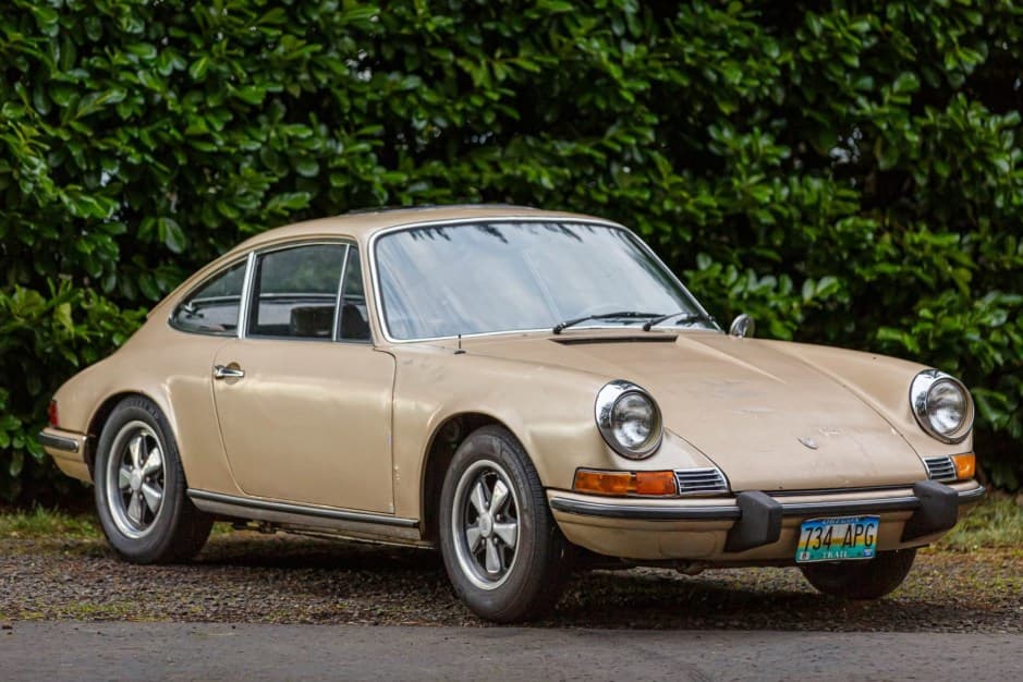 1969 Porsche 912 sold for $27,912