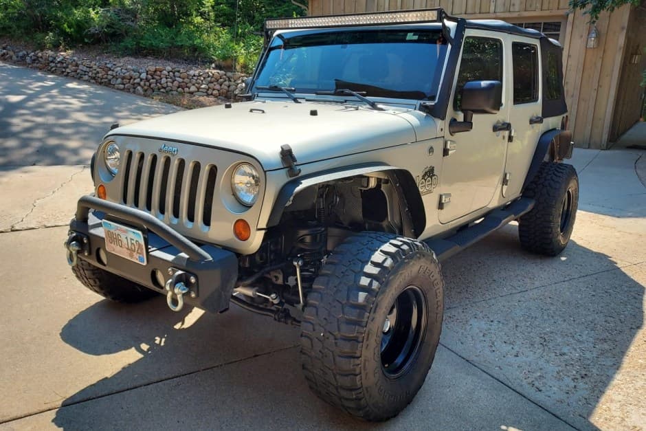 2007 Jeep Wrangler JK (2007-2018) sold for $8,300