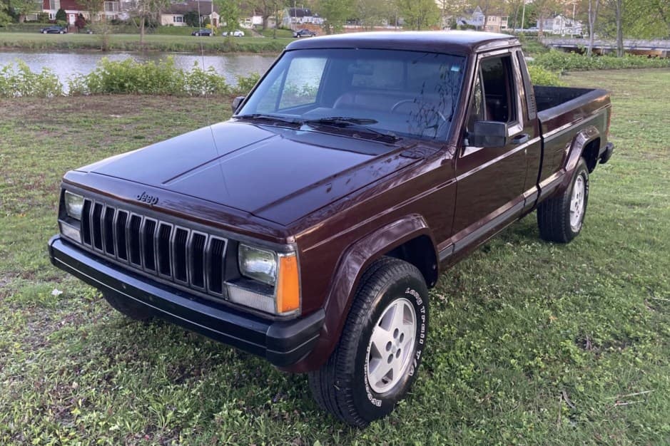 1988 Jeep  sold for $6,951