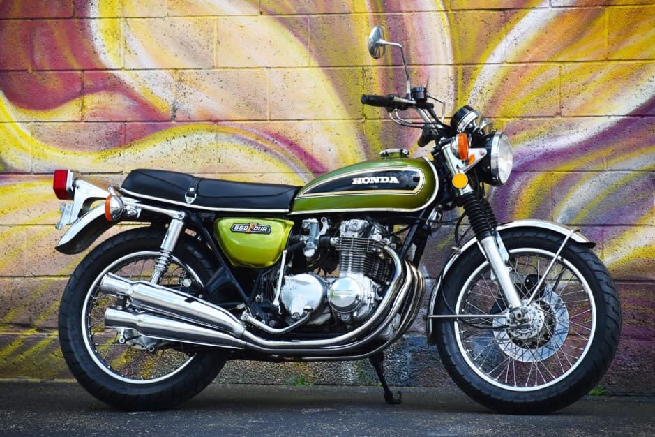 1975 Honda CB500 Four & CB550 sold for $9,800