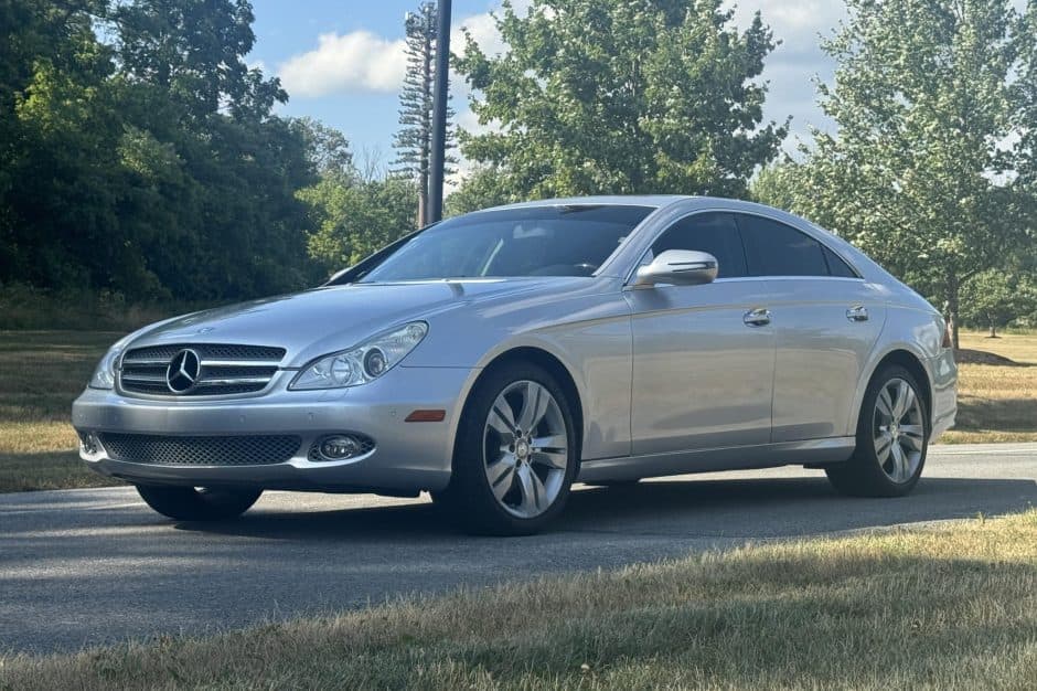 2010 Mercedes-Benz CLS-Class sold for $16,500