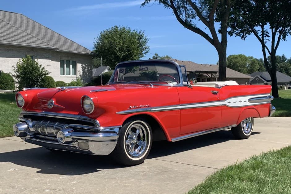 1957 Pontiac Star Chief sold for $38,500