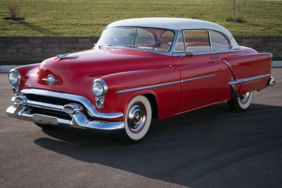 1953 Oldsmobile 88 sold for $27,500
