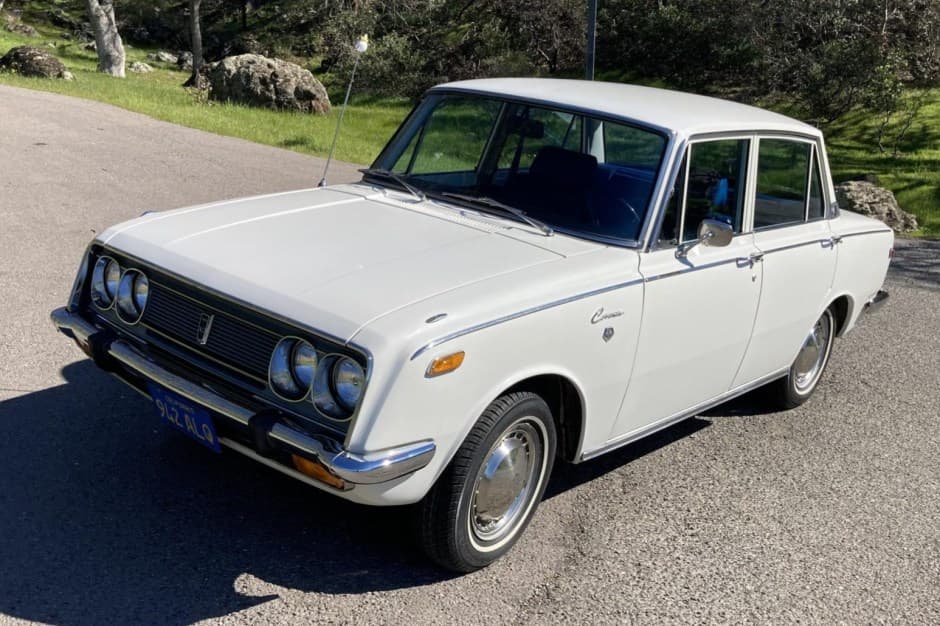 1970 Toyota Corona sold for $14,669