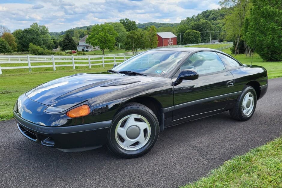 1992 Dodge Stealth sold for $6,200