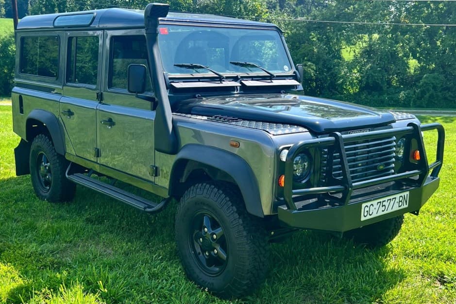 1996 Land Rover 110 / Defender 110 (Euro Spec) sold for $67,500