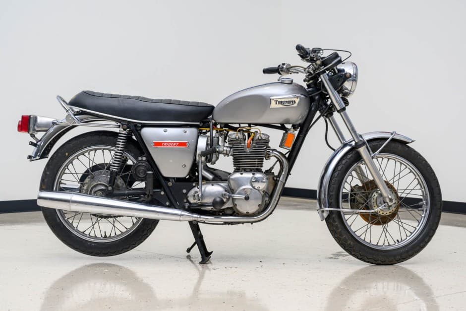 1975 Triumph Trident sold for $5,600