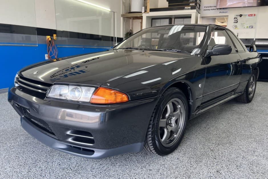 1989 Nissan R32 Skyline sold for $34,500