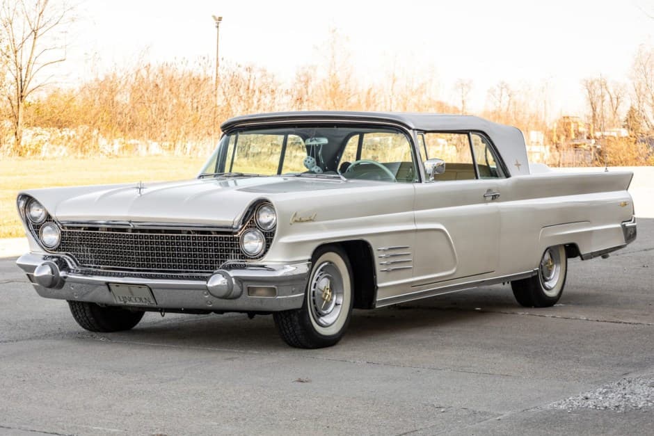 1960 Lincoln Continental (1958-1960) sold for $42,500