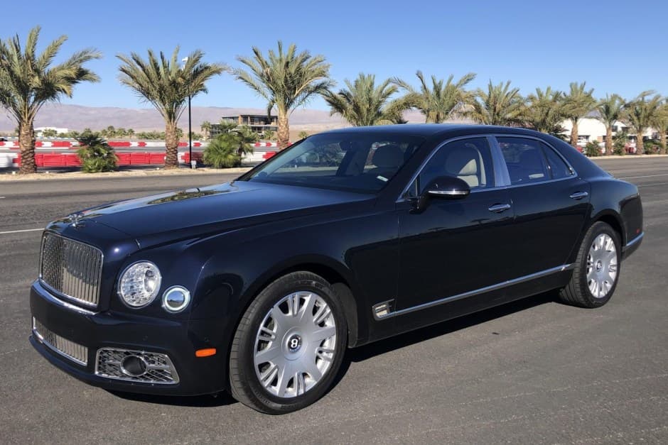 2017 Bentley Mulsanne (2011-2020) sold for $115,000