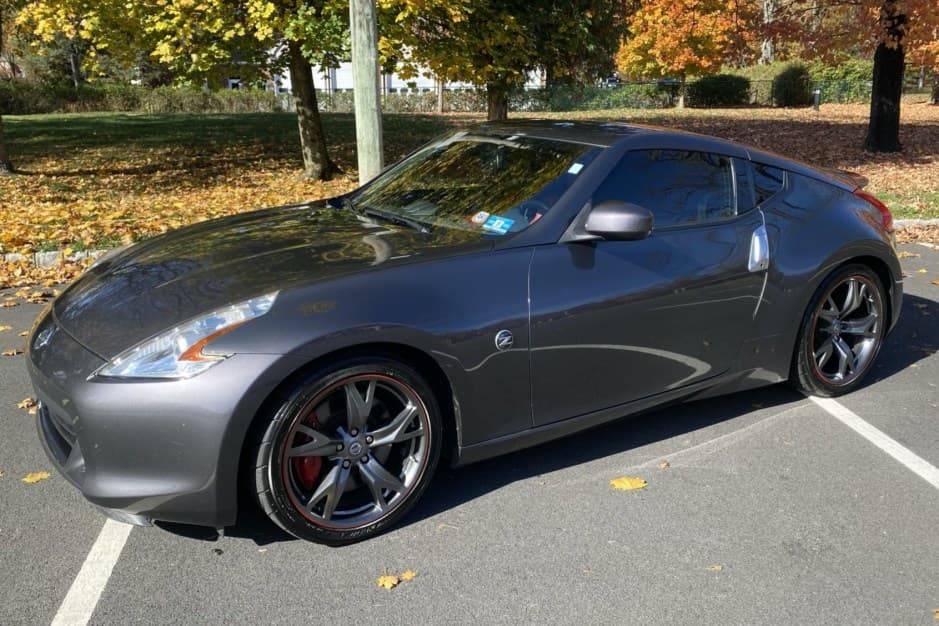 2010 Nissan 370Z sold for $22,250