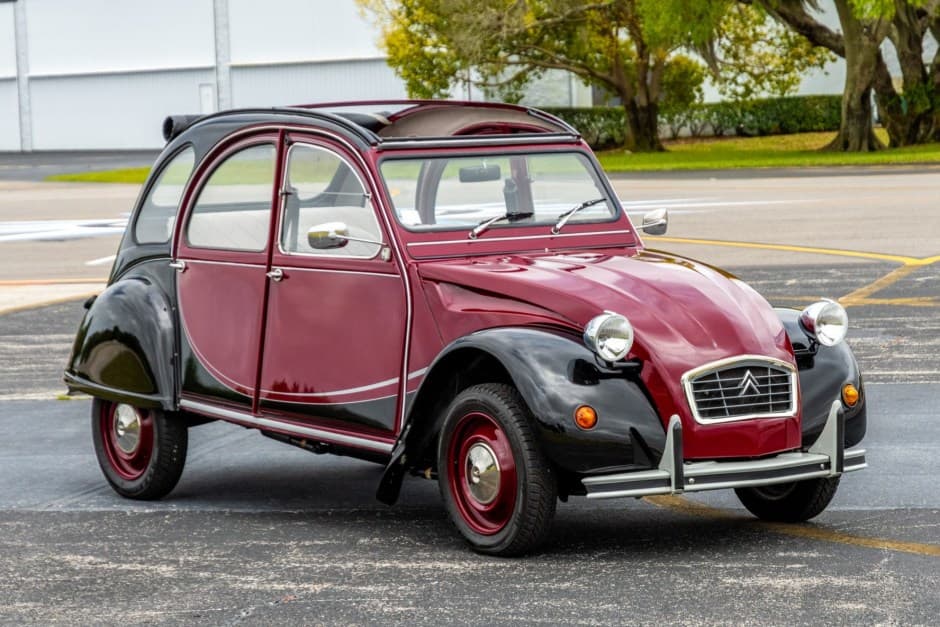1984 Citroen 2CV sold for $20,000