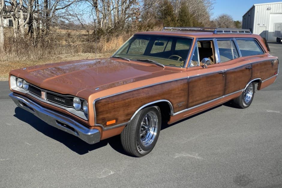 1969 Dodge Coronet sold for $20,500