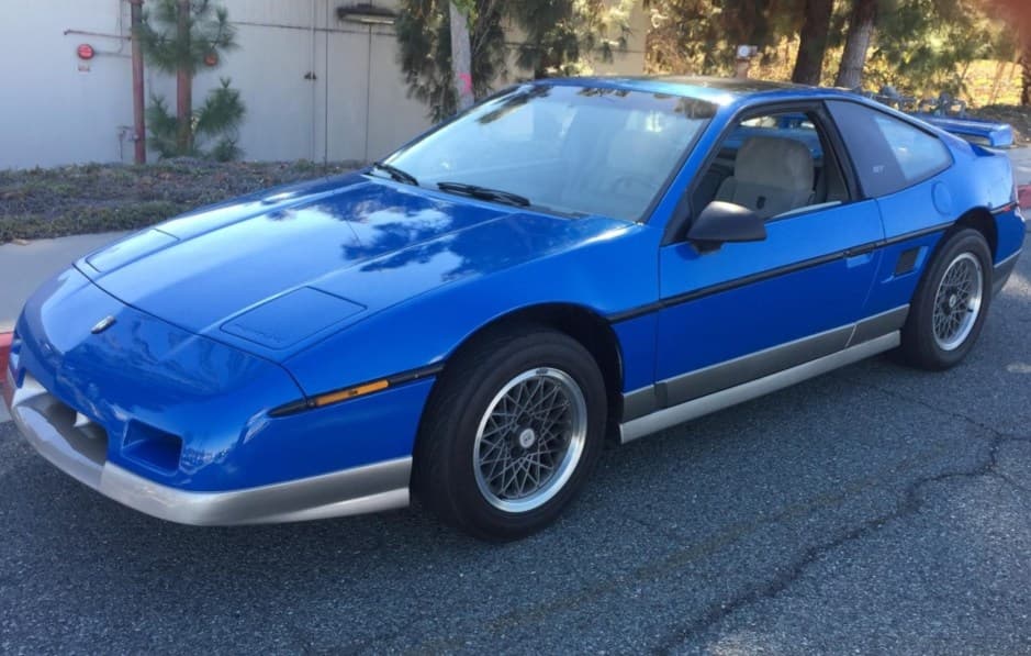 1987 Pontiac Fiero sold for $11,200