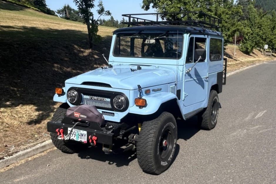 1974 Toyota Land Cruiser FJ40 sold for $18,500